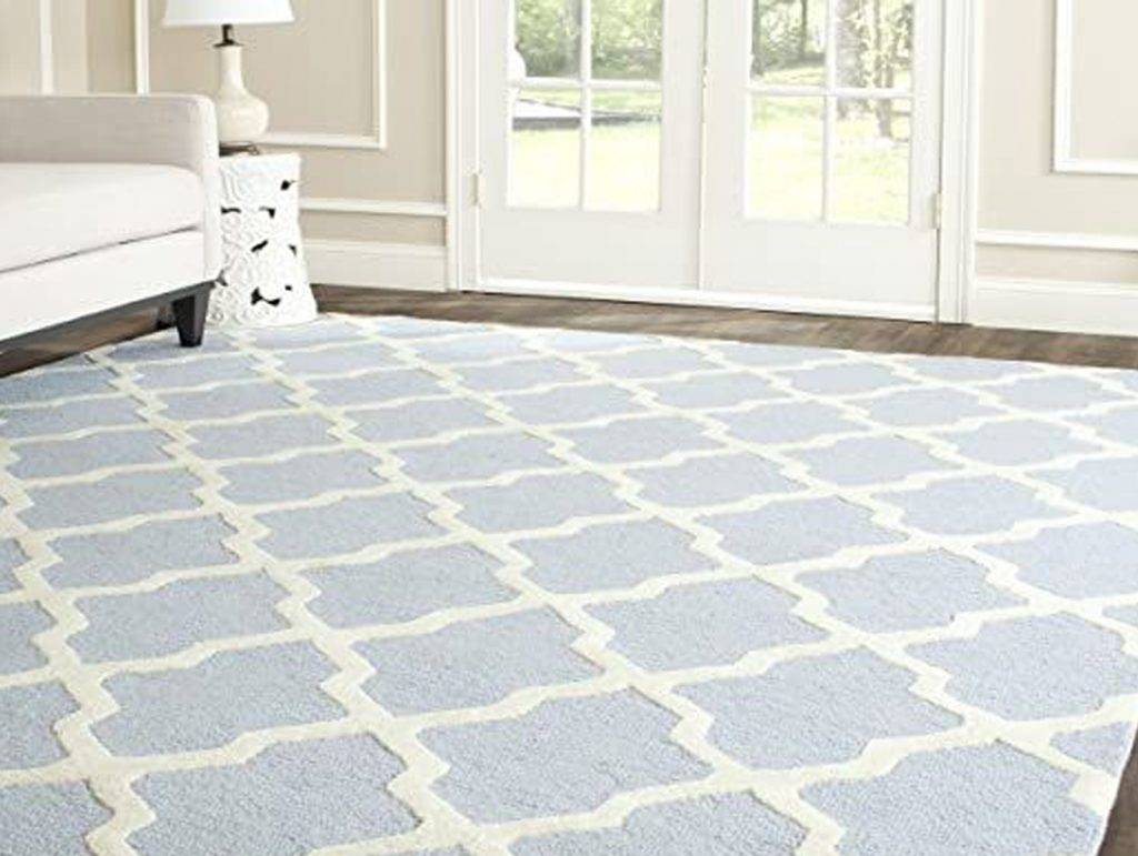 light blue seamless geometric Rug – Nouqoush